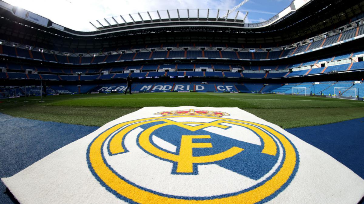 Coronavirus: Spanish PM eyes stadium solution ahead of LaLiga restart