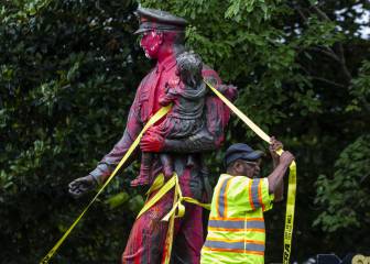 Statue of Confederate President Jefferson Davis severely injures protester