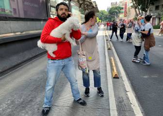 Mexico wakes up to a 7.5 magnitude earthquake