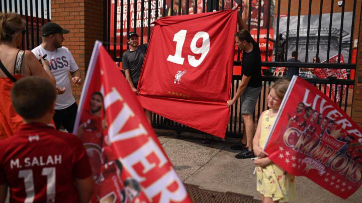 Liverpool: lifelong fans talk memories, Klopp & 30-year wait