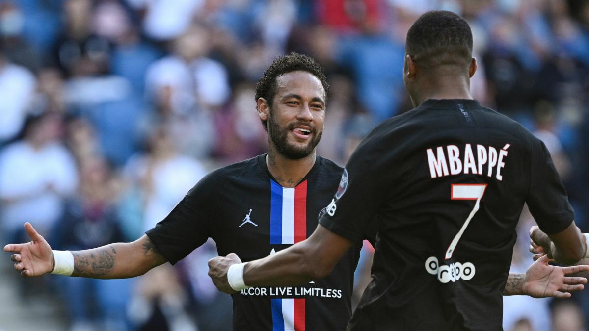 PSG thrash Le Havre 9-0 as Neymar and Mbappe dazzle 5,000-strong crowd