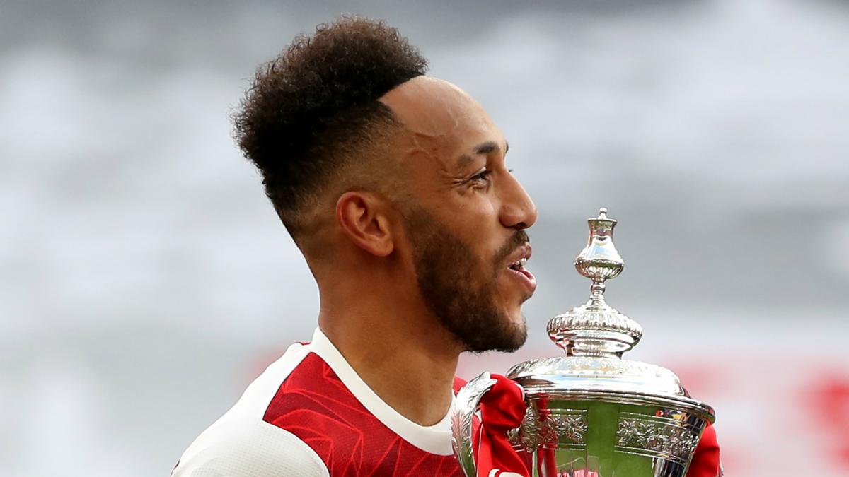 Arteta hopes to 'build squad around Aubameyang' as Arsenal boss plays down exit talk