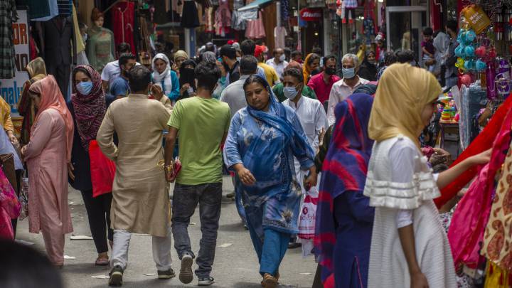 Coronavirus India live updates: cases, deaths and news