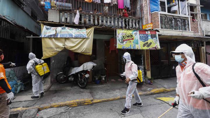 Philippines brings back lockdown to capital amidst Covid-19 case surge
