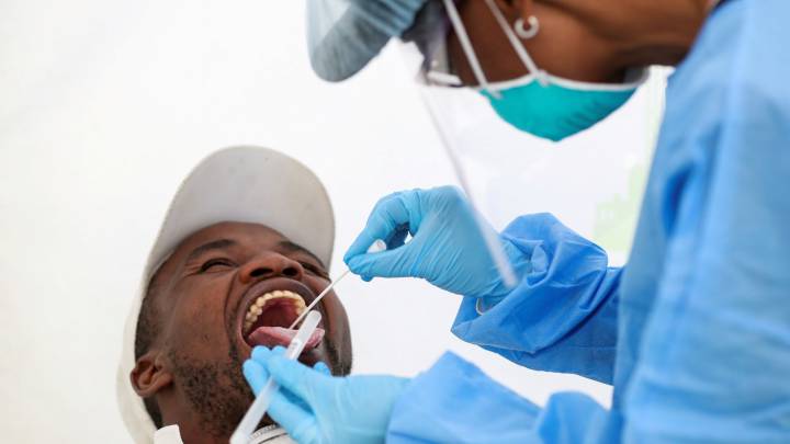 Over 27,000 health workers infected with Covid-19 in South Africa