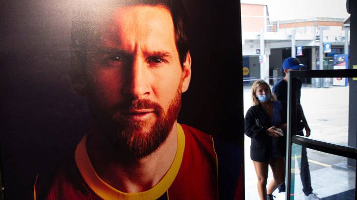 Leo Messi set to leave Barcelona: Man City, PSG, Inter, contract: live updates and reactions