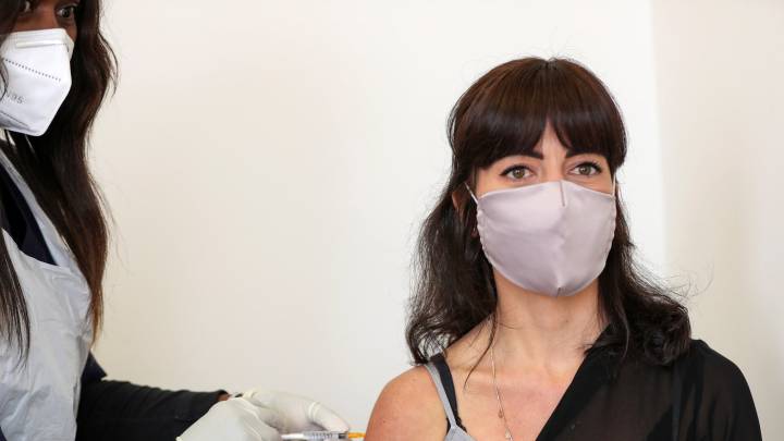 South African volunteers in AstraZeneca vaccine trial not worried about suspension