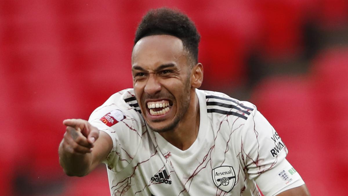 BREAKING NEWS: Aubameyang signs new Arsenal deal