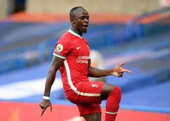 Liverpool brush aside Chelsea as Christensen sent off