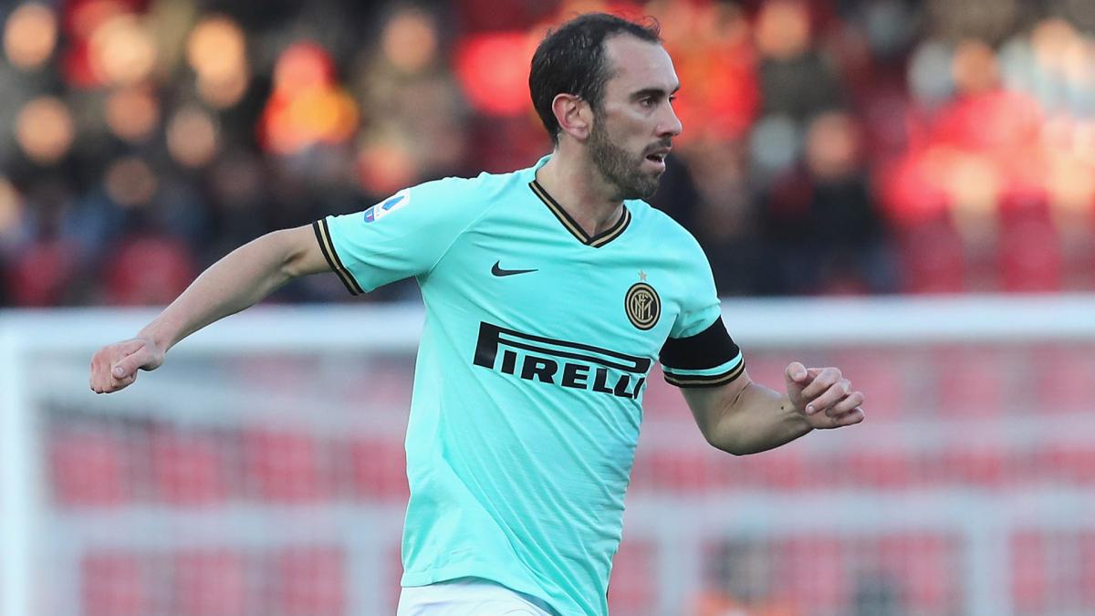 Godin joins Cagliari after one season with Inter