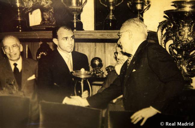 Real Madrid’s oldest supporters’ club Peña madridista Casa Mariano is 100 years old