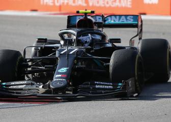 Bottas rules in Russia as Hamilton pays the penalty
