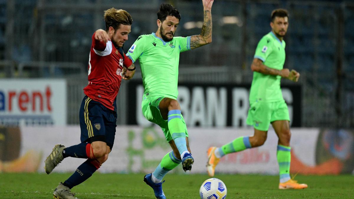 Luis Alberto signs new five-year deal with Lazio