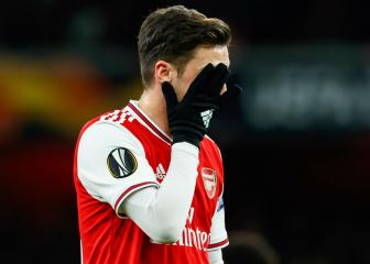 Ozil left out of Arsenal's Europa League squad
