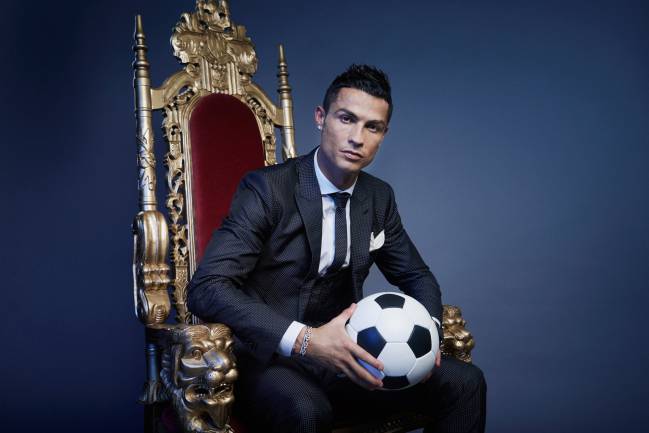 Cristiano Ronaldo poses after The Best FIFA Football Awards at the London Palladium in 2017.