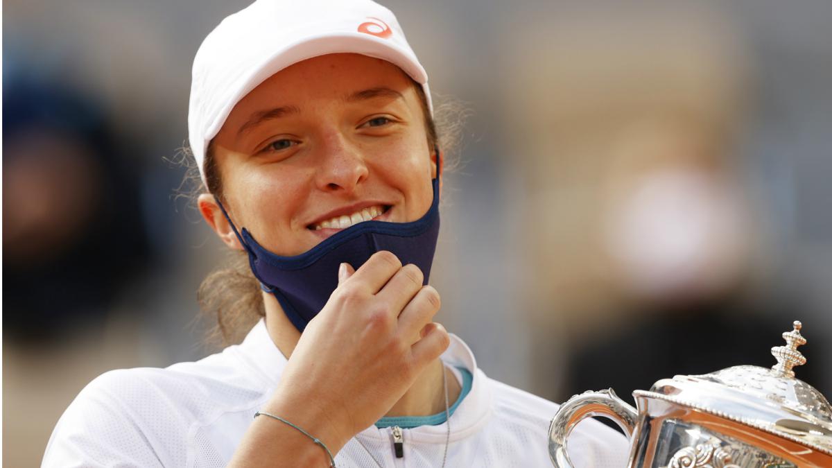 French Open 2020: What a great story! - Lewandowski hails Swiatek success
