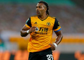 Traoré to shun Barcelona and Liverpool for Wolves stay