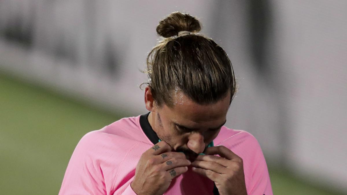 Griezmann urged to leave Barcelona by Lizarazu