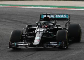 Lewis Hamilton overtakes Schumacher in record wins