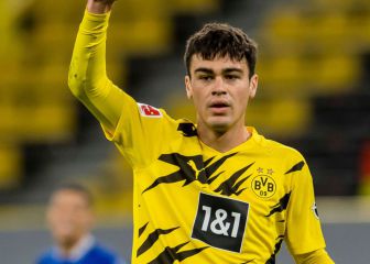 Gio Reyna makes his first start in the Champions League