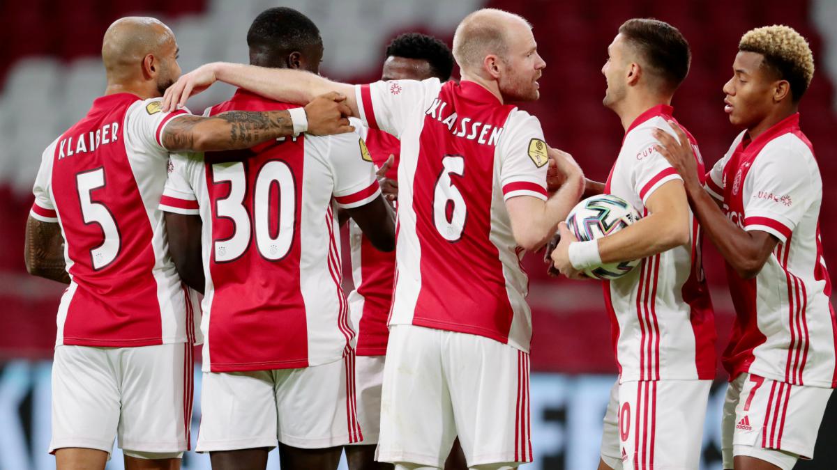 Ten Hag's Ajax equal Cruyff record in Eredivisie