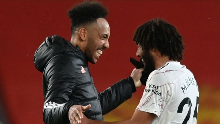 Arsenal: Aubameyang lauds Elneny form