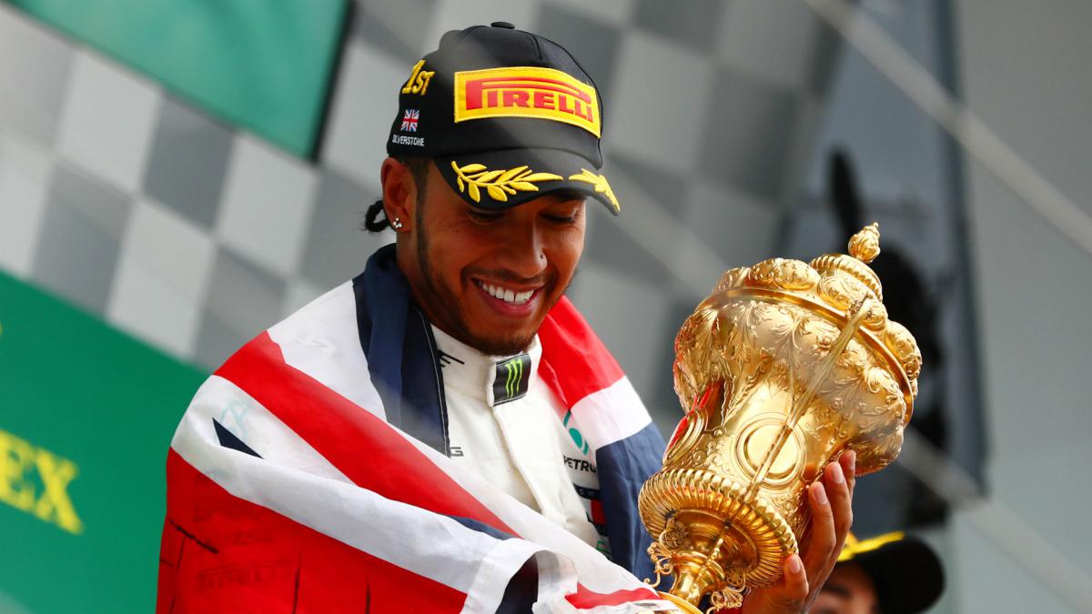 Of course he deserves it! F1 star Hamilton gets Andy Murray backing for knighthood