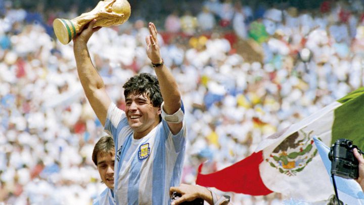 Maradona dies at 60: football world pays tribute to Argentina great