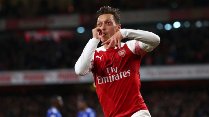 Mesut Özil receives an offer to join DC United