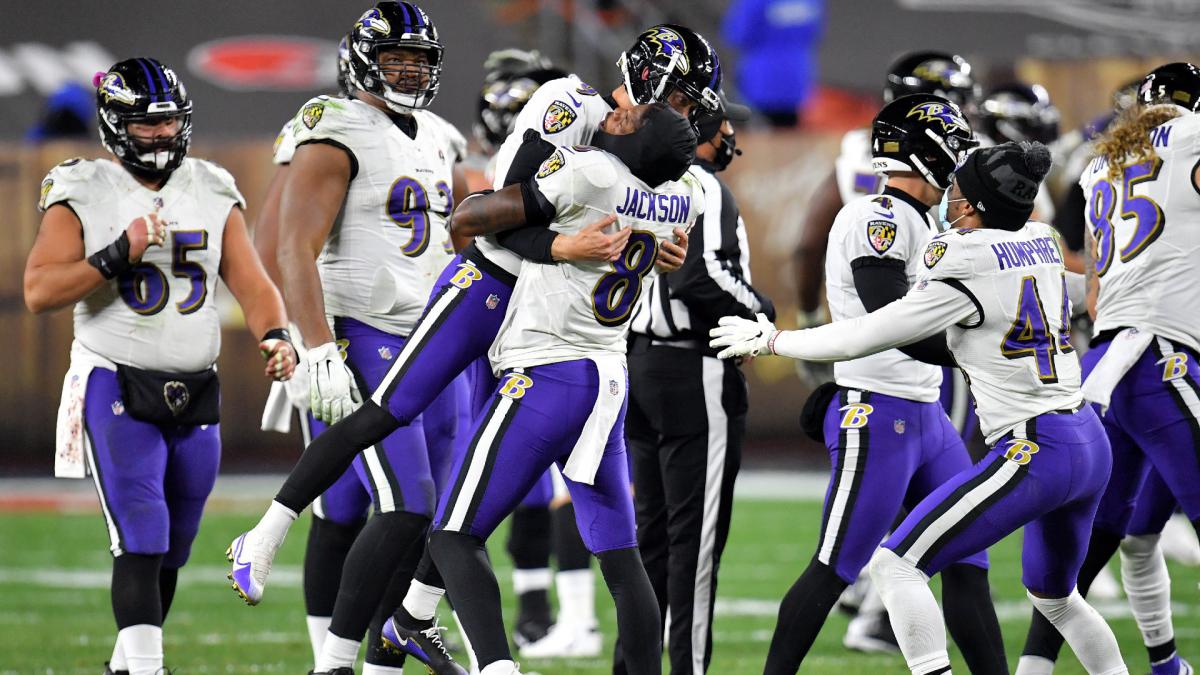 Jackson leads Ravens to nail-biting 47-42 win over Browns