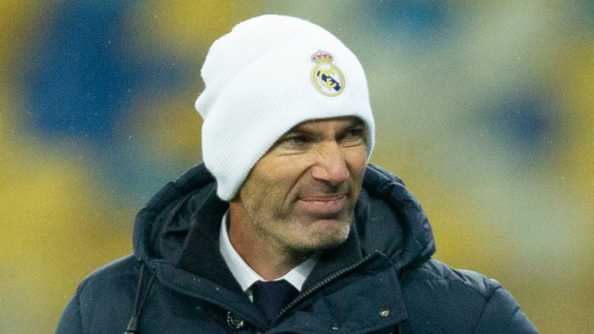 Zidane annoyed by Koeman comments: I never get involved with referees