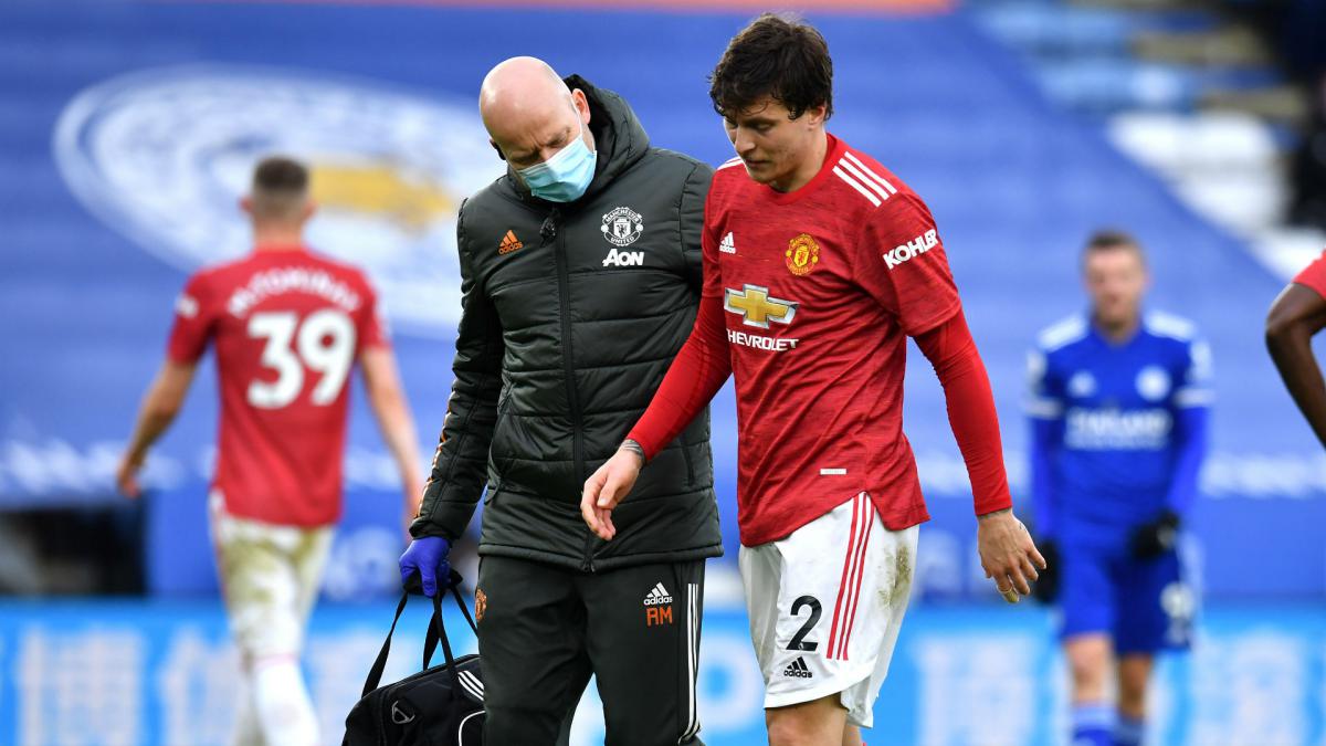 Solskjaer suggests Lindelof could be facing back surgery