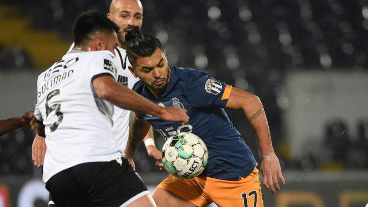 ‘Tecatito’ Corona is named 2020 MVP in Portuguese league