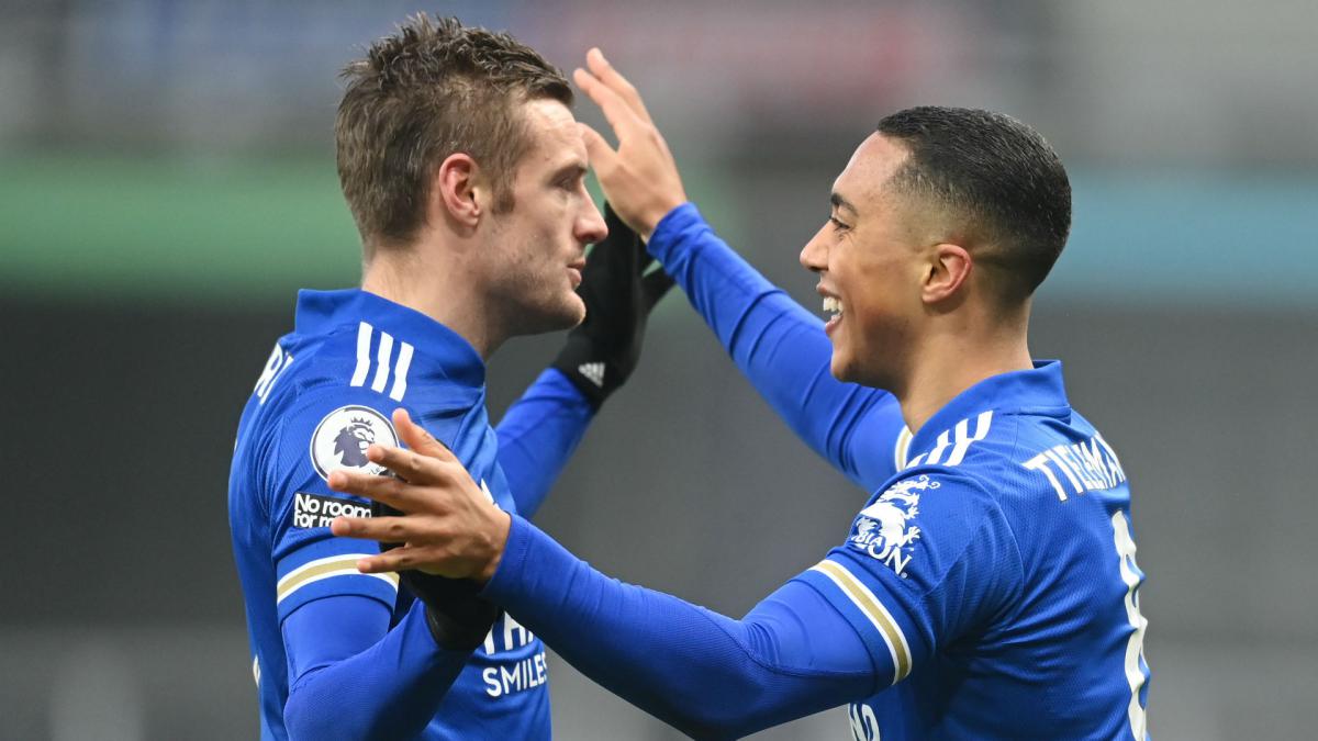 Vardy still firing in his 30s, Carroll ends long wait - the Premier League weekend's quirky facts