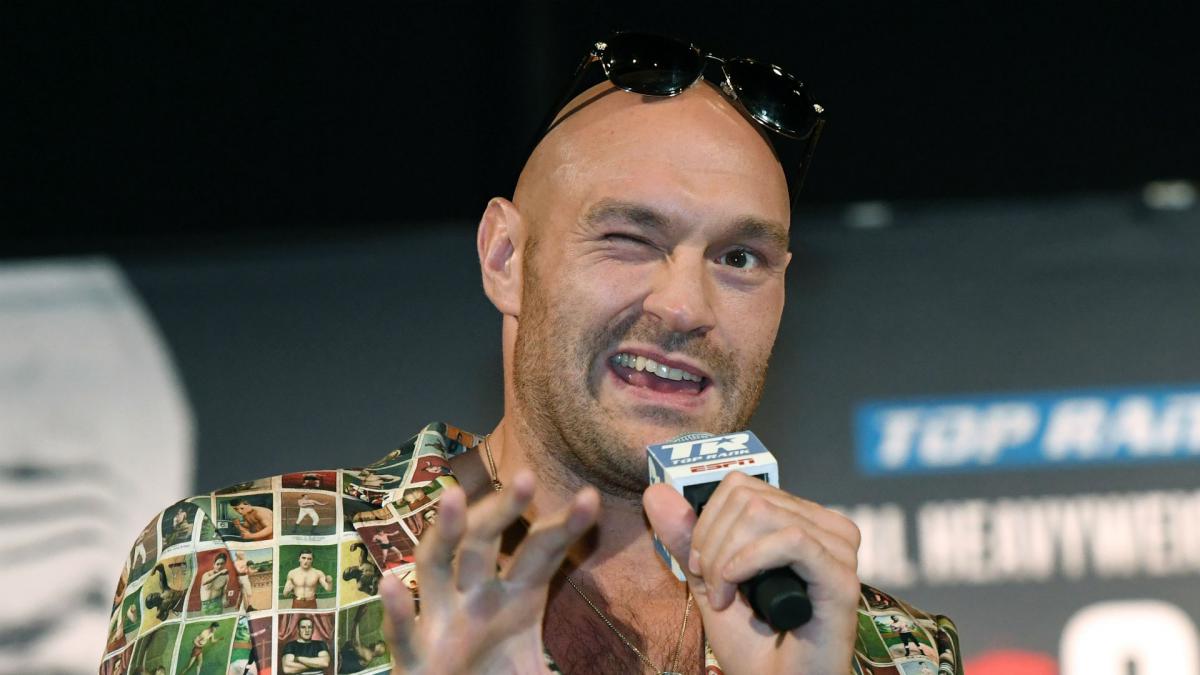 Fury questions heavyweight rival Joshua: He's got a confidence issue