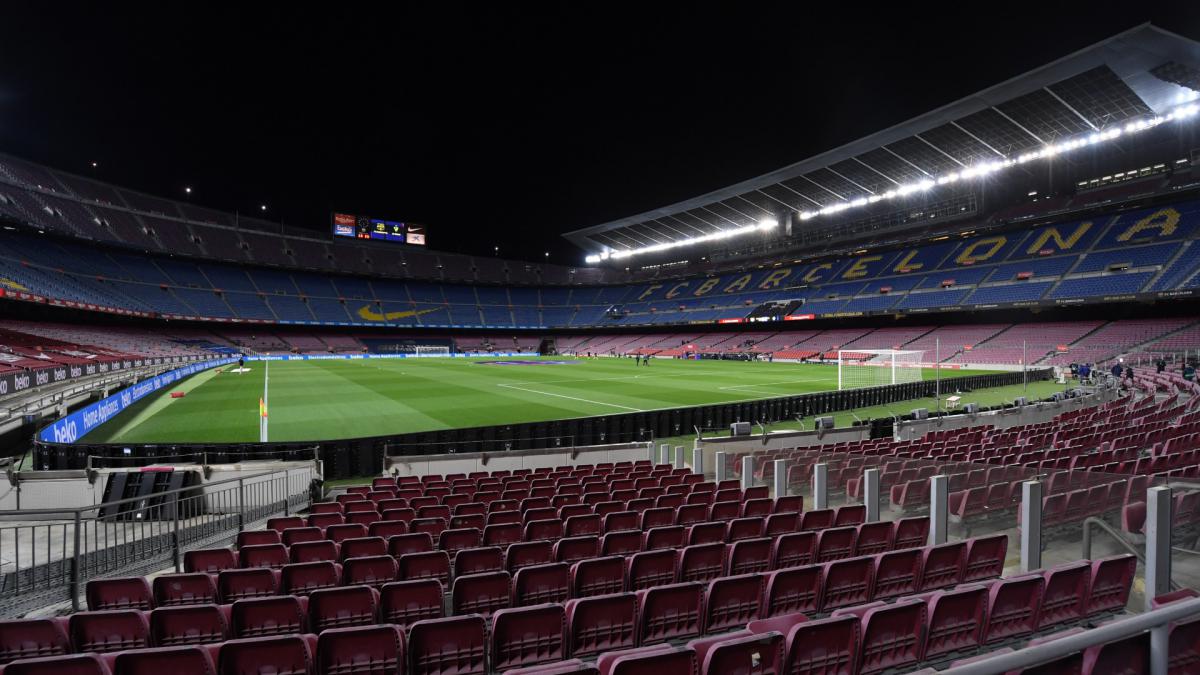 Barcelona postpone training after two test positive for COVID-19
