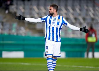 Wolves complete loan signing of Willian José