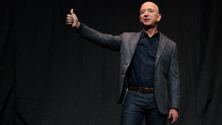 Why has Jeff Bezos resigned as Amazon CEO and and who is his replacement?