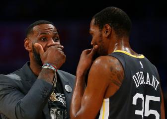 Kevin Durant, LeBron James lead All-Star voting