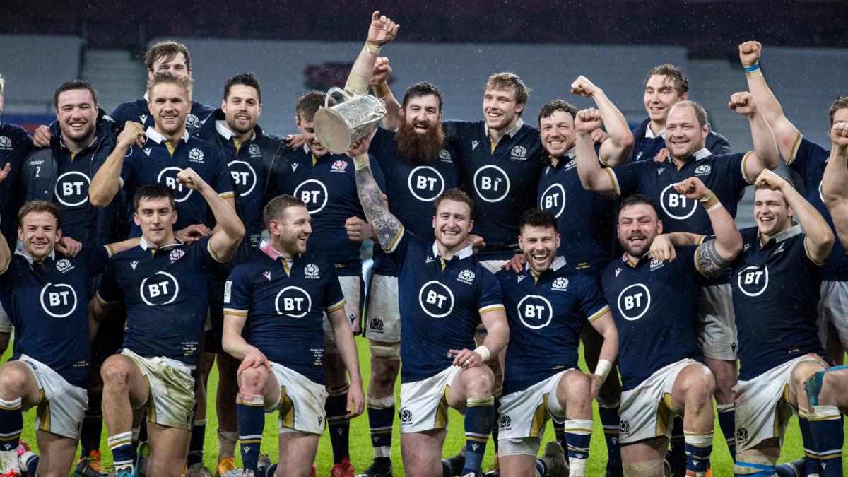 Magnificent Scotland end Twickenham hoodoo as Red Rose wilt