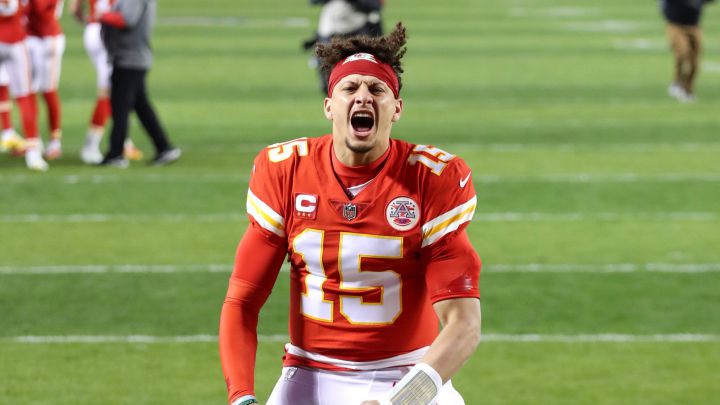 Who are Patrick Mahomes parents, siblings, fiancée...