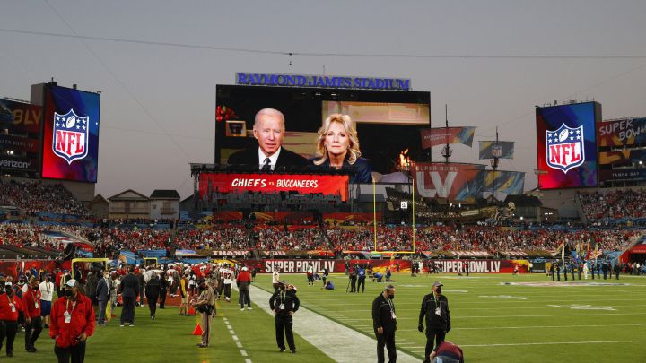 Was Joe Biden booed during the Super Bowl?