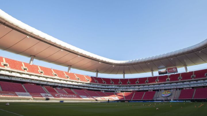 Chivas to open doors to fans for clash with Pumas