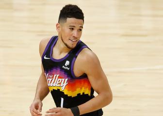 Suns' Booker replaces injured Davis