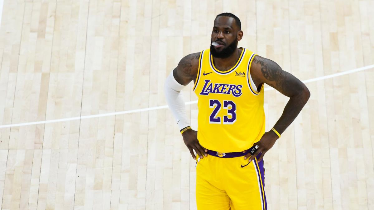 Red-hot Jazz blow out Lakers, Thunder's Dort drops buzzer-beater