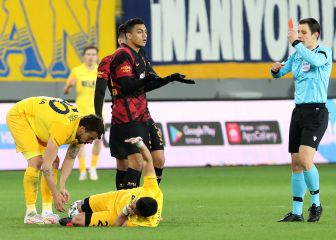 Crisis at Galatasaray over Mostafa Mohamed
