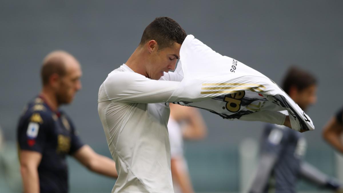 Pirlo has no problem with frustrated Ronaldo throwing Juve shirt after firing blank