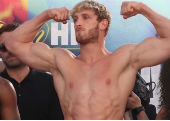 What is Jake Paul's boxing record?