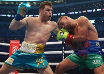 Saunders set for sugery with facial fractures after Canelo fight