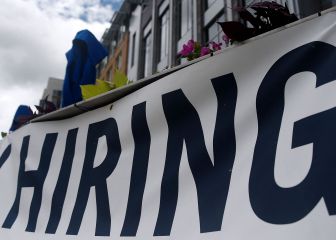 How do I certify for weekly unemployment benefits in New York?